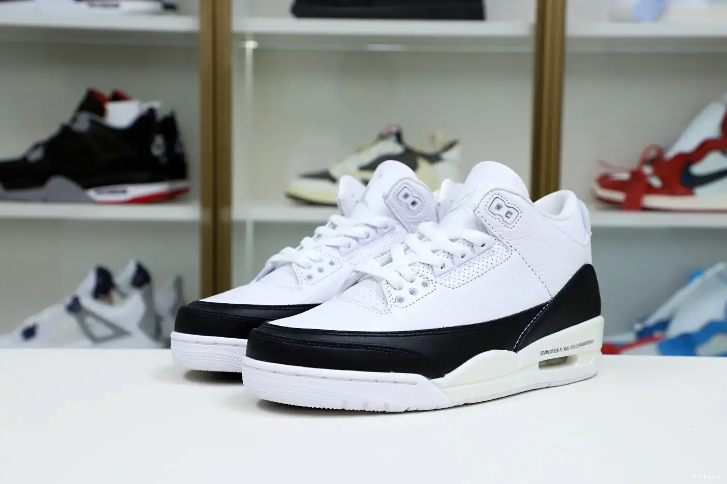 DESIGN JORDAN 3 'WHITE' Kimikick AIR RETRO SP X FRAGMENT 0523